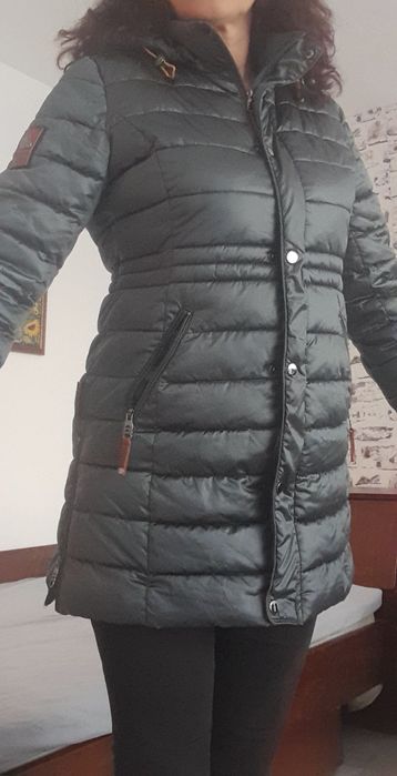 Зимни якета с качулки