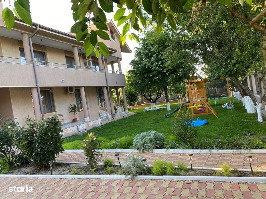 Complex 750 metri de plaja inchiriat ca azil de batrani cu randament