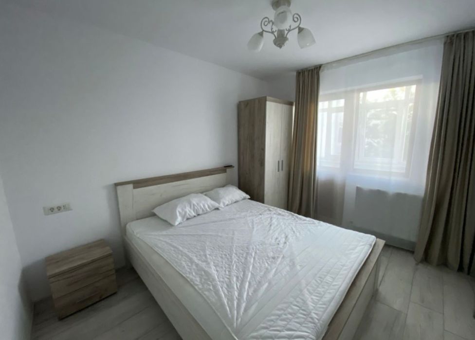 Inchiriez apartament 2 camere