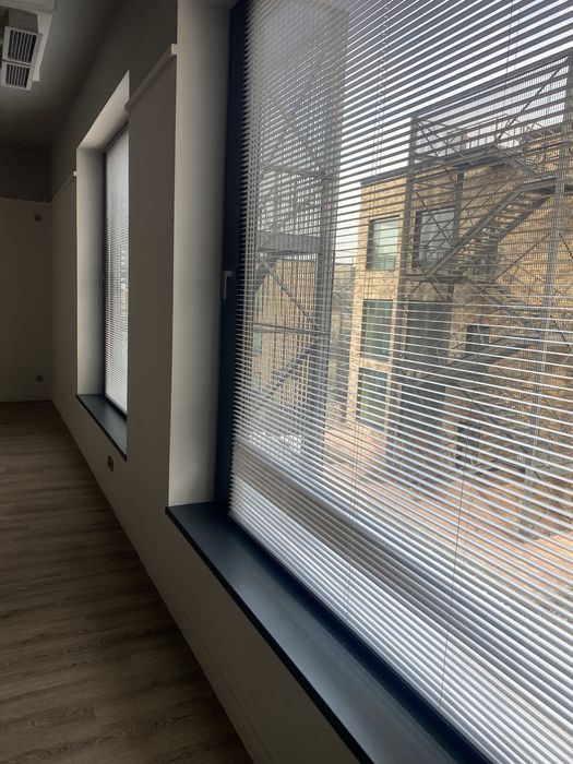 Ремонт пластковых и алюминиевых окон , пластиковые откосы