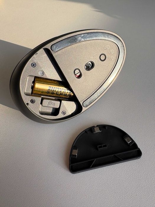 Мышь Logitech Lift
