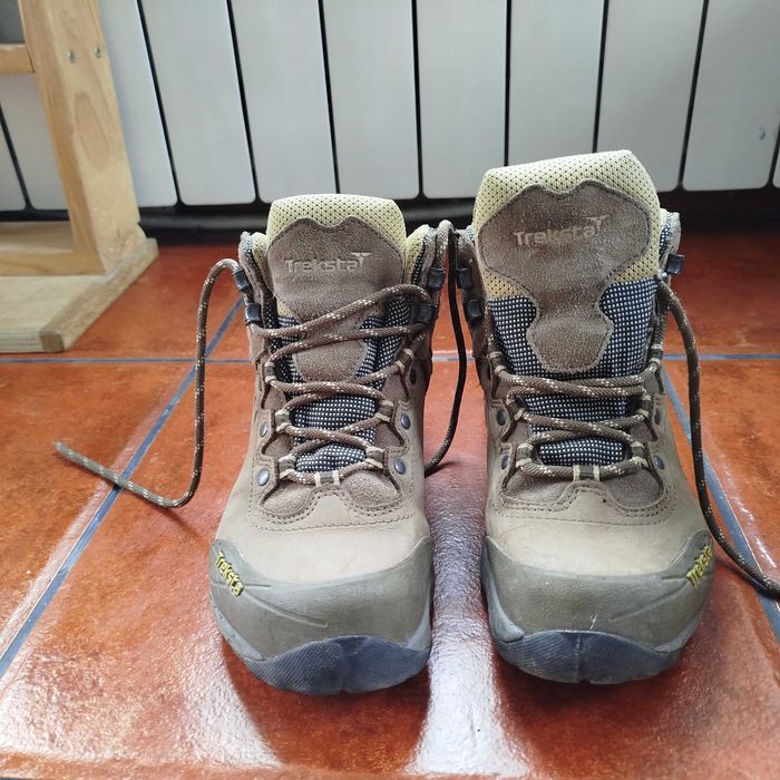 Дамски туристически обувки Treksta guide GTX