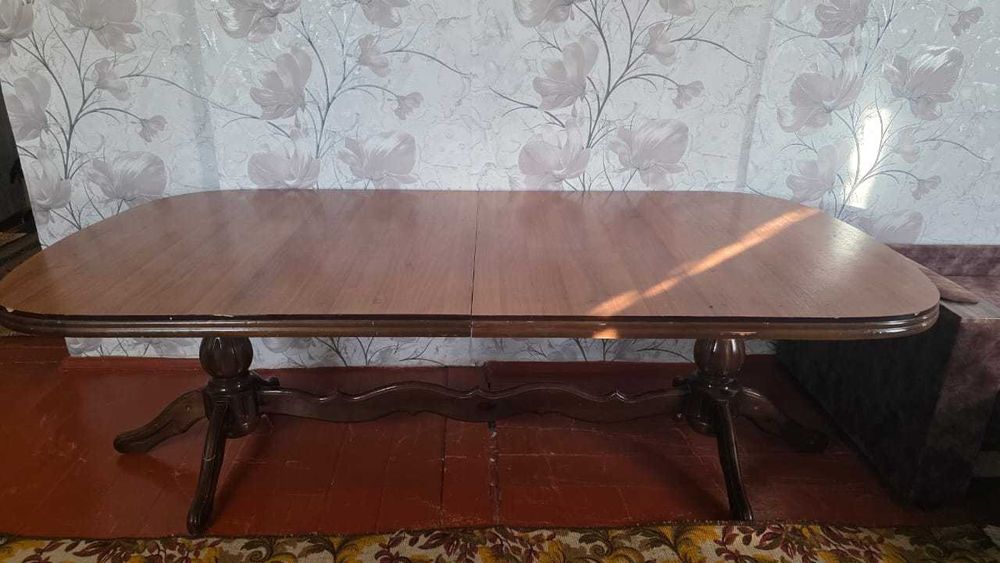 Улкен стол залга.