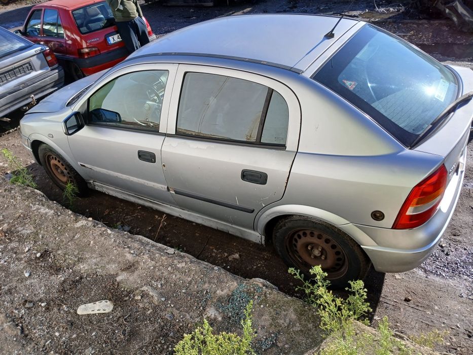 Opel astra 1.4i 2000g.