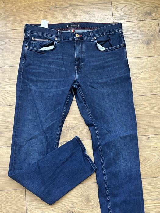 Tommy Hilfiger : Denton Straight - 36 размер / Оригинал