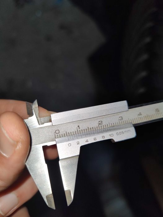 МишелинЛетни гуми 205 65 15 ДОТ15 1 бр и 205 60 16-4 бр ДОТ 17 Мишелин