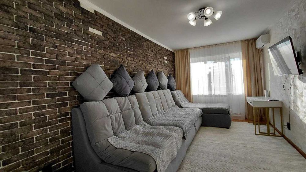 Продам 3-х ком квартиру в самом центре г.Тобыл рядом Жанару