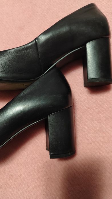 Дамски обувки Hőgl, размер 39, естествена кожа, безупречни