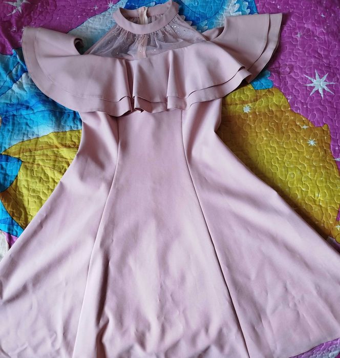 Платье вечерние красивое