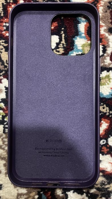 Продается чехол на айфон 14 pro max