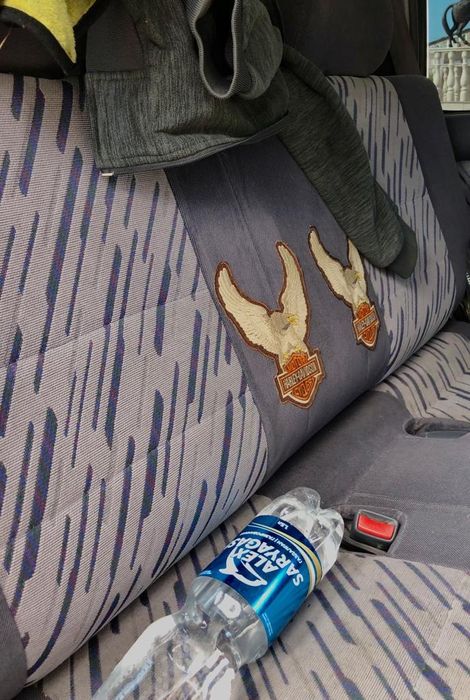 Продам срочно автомобиль