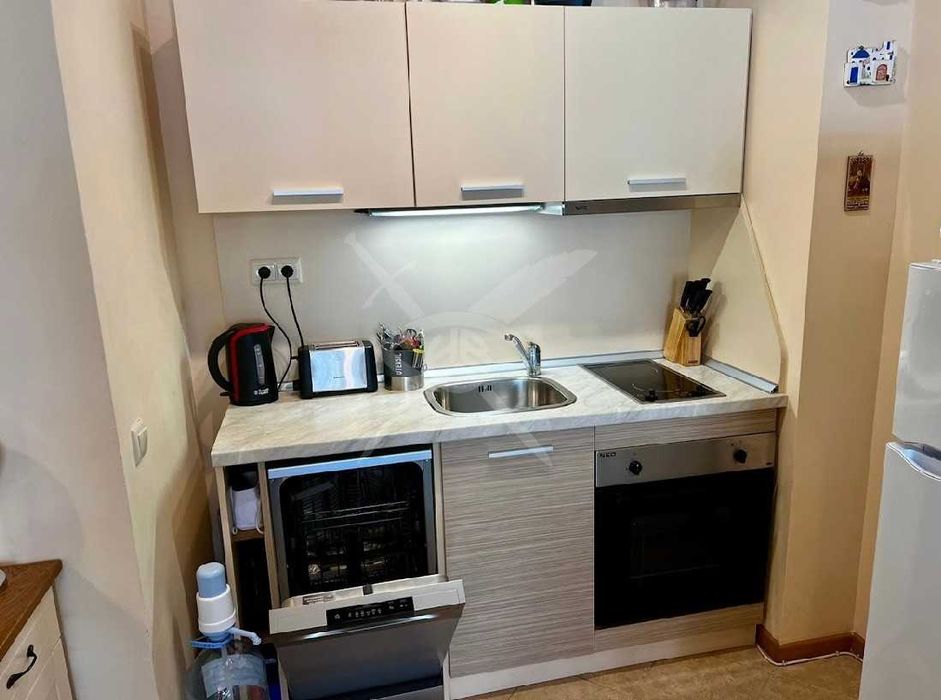 Продава се Двустаен апартамент в к.к. Слънчев бряг - 50 кв.м за 1460 €/кв.м - Снимка #1