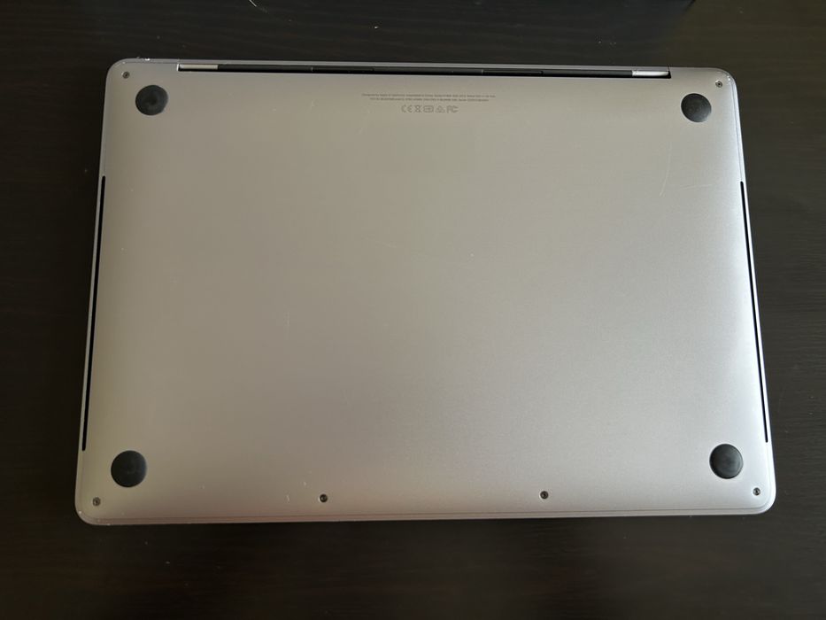 Macbook Pro 13" model A1989 2019 i7 16 GB RAM SSD 2 TB baterie 307 cicluri