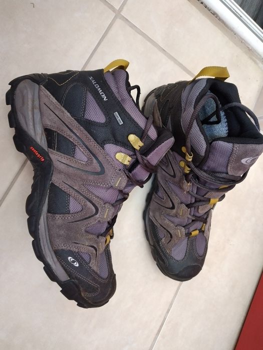 Боти Salomon Gore-Tex номер 42