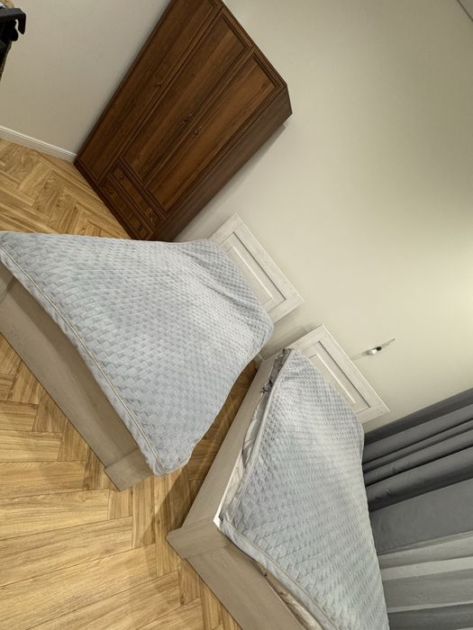 кровати шифонер столик для уроков