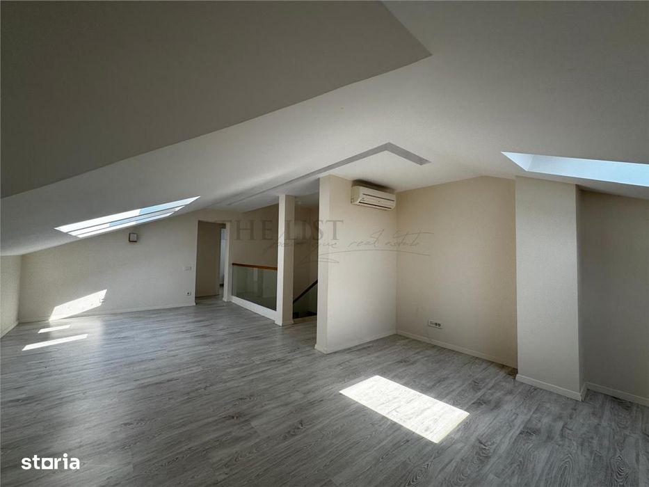 De Vanzare Vila Duplex | Oxford Gardens