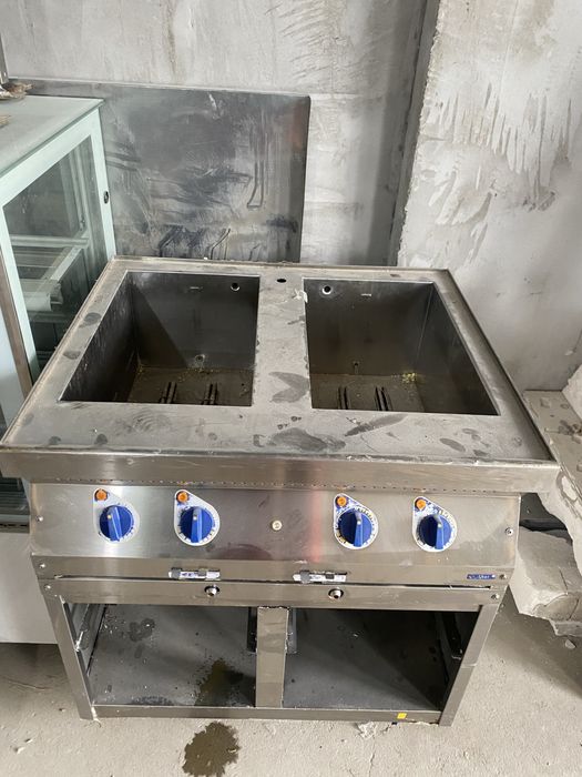 Паставарка настольная с ножками