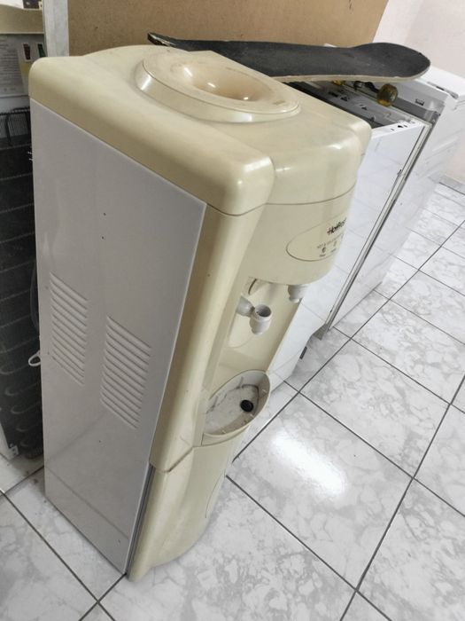 Диспансер б.у. с бутылем