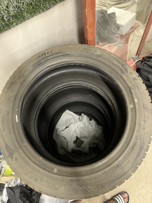 Зимние резины 215/55/R17