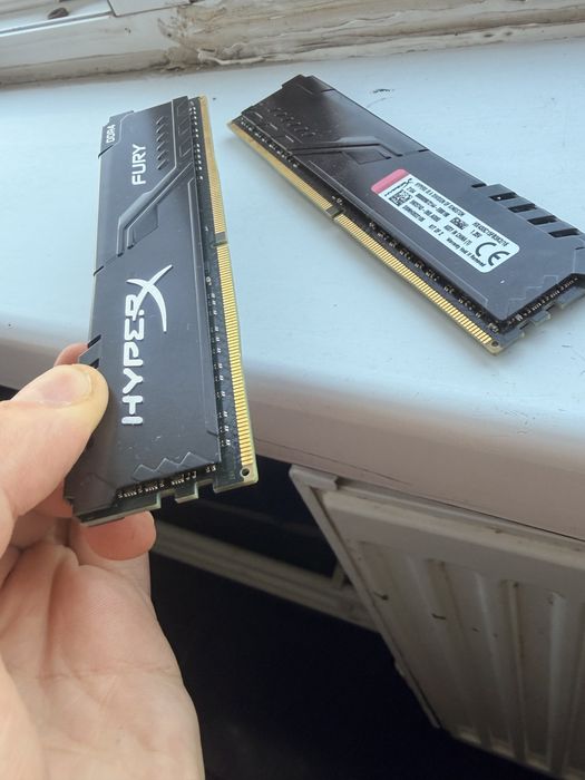 16GB  memorie RAM Kingston HyperX Fury Black DDR4