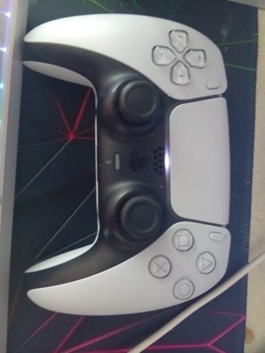 Ps5 digital edition 1tb + maneta si cabluri