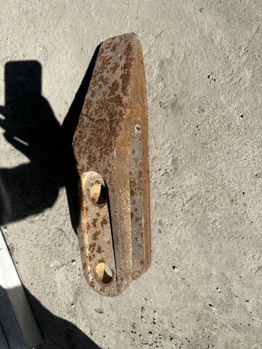 Кариерный зуб для ковша