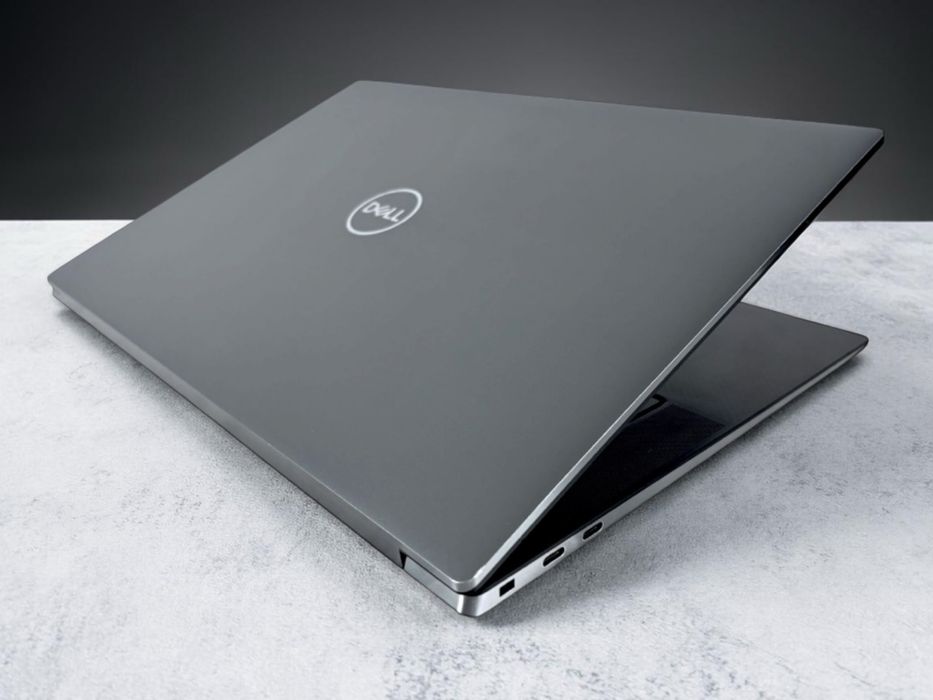 Лаптоп DELL Precision 5550 15.6" WUXGA i7-10750H 16RAM 512SSD Quadro T1000 Гаранция!