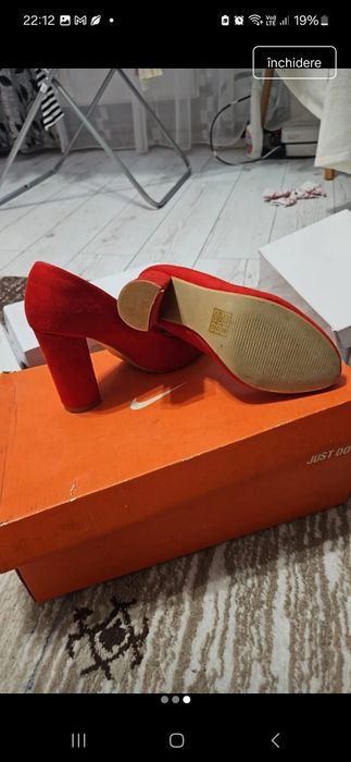 Pantofi cu toc dama