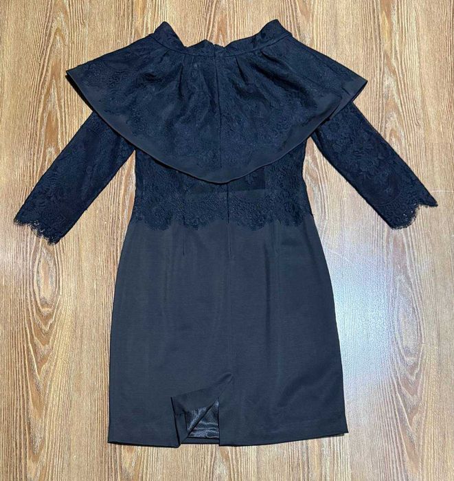 Платье фирмы PRADA (Италия)