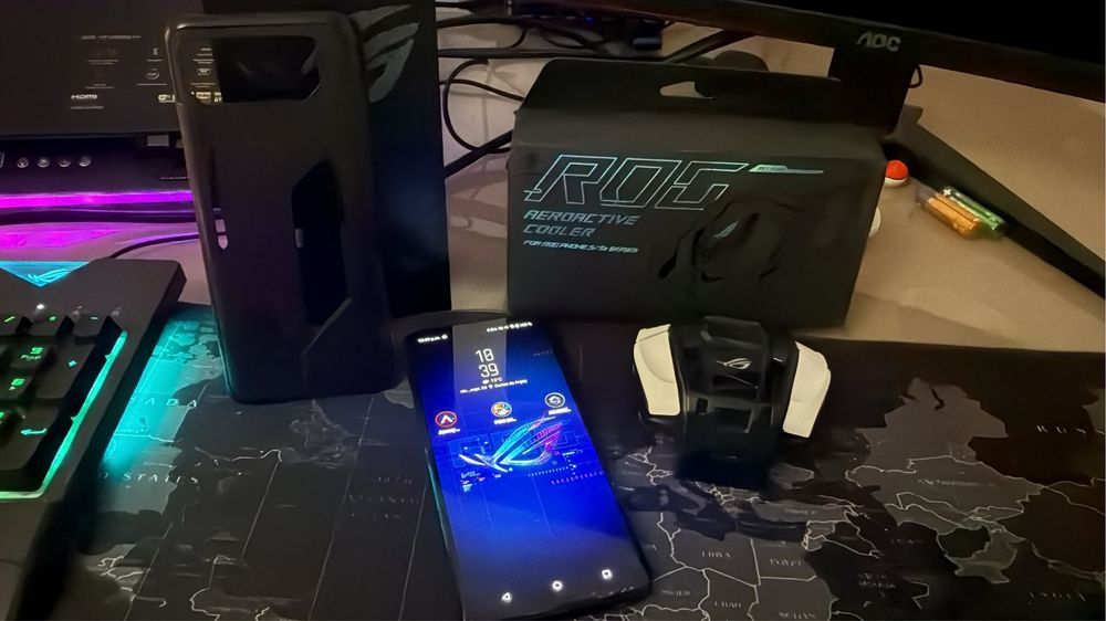 Asus Rog Phone 6 + Aeroactive cooler