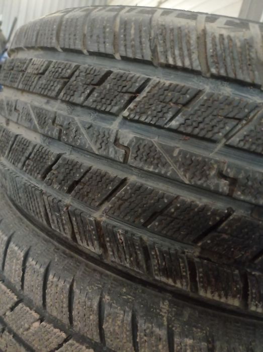 Продам комплект шин
