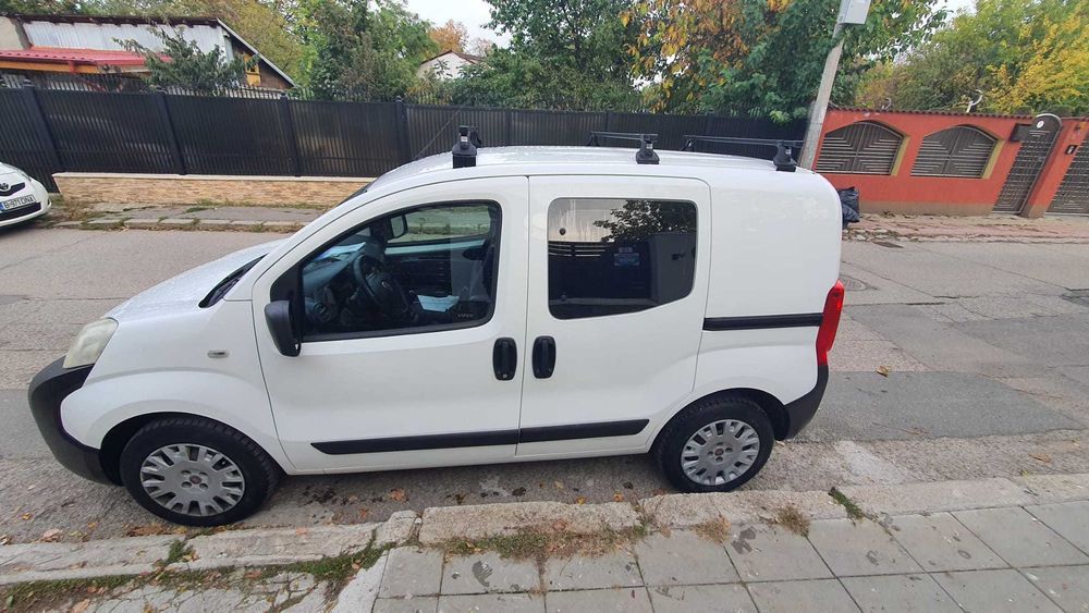 Autoturism cu utilizare multipla Fiat Fiorino 5 locuri
