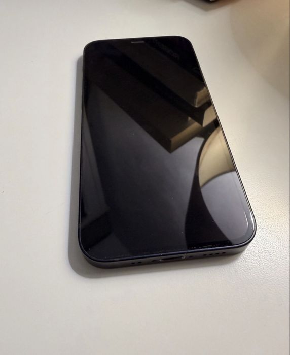 Vand/Schimb Iphone 12 Impecabil