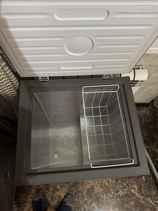 Морозильник Leadbros BCBD-100 100 л белый