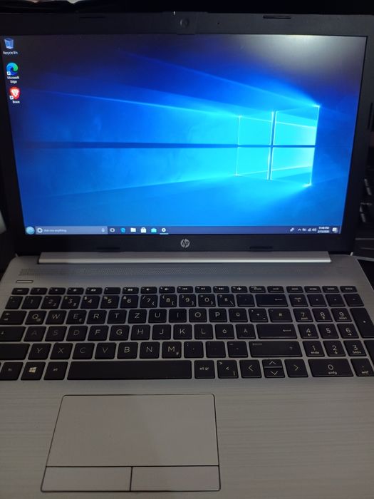 Laptop i3  gen 7020U
