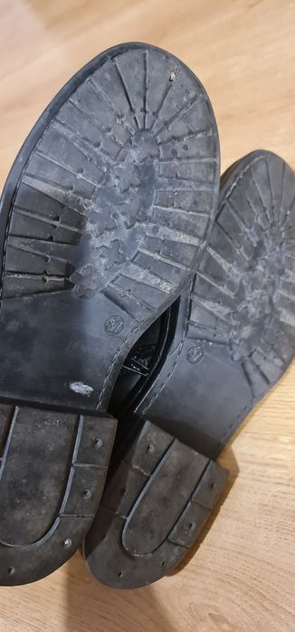 Боти от естествена кожа