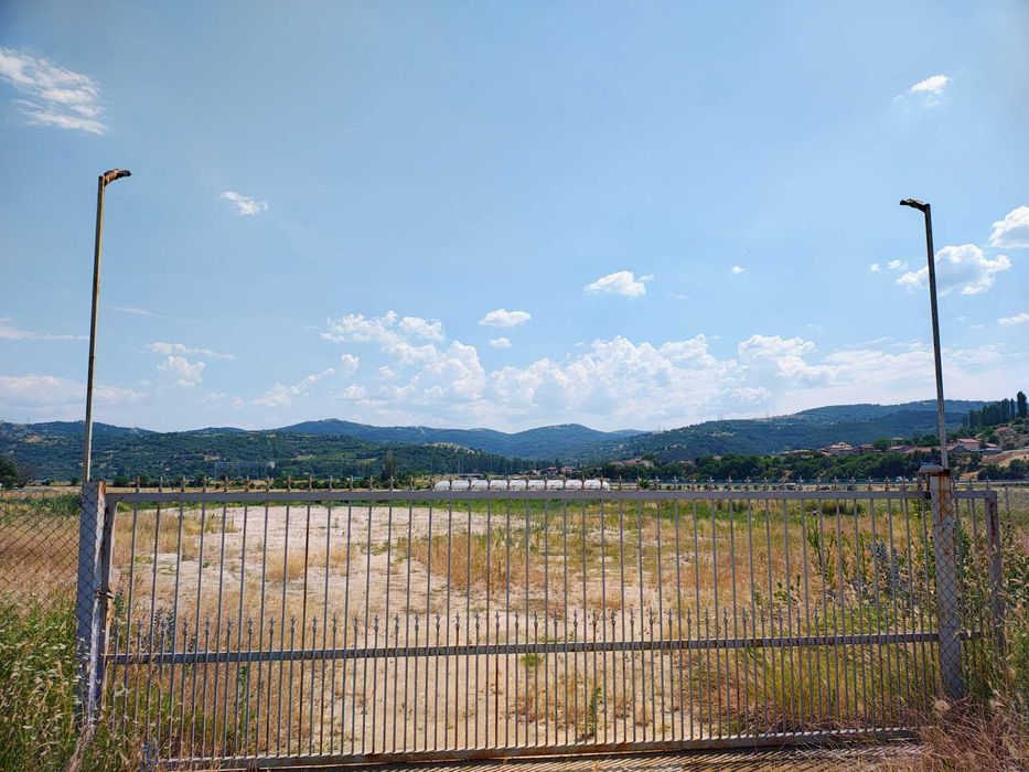 Дава се под наем Земеделски имот в Благоевград, Идеален център -  кв.м за 300 € - Снимка #1