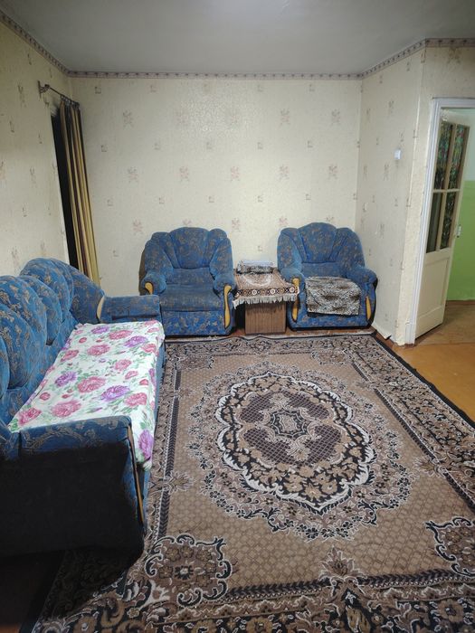 Сдам квартиру на длительный срок.