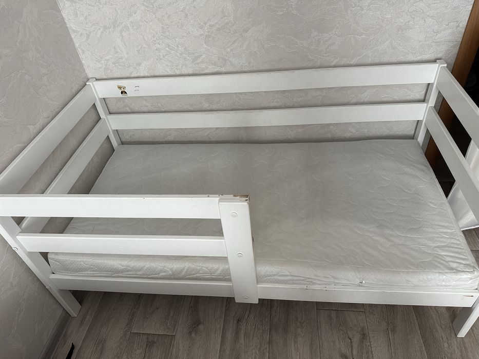 Продам детскую кровать