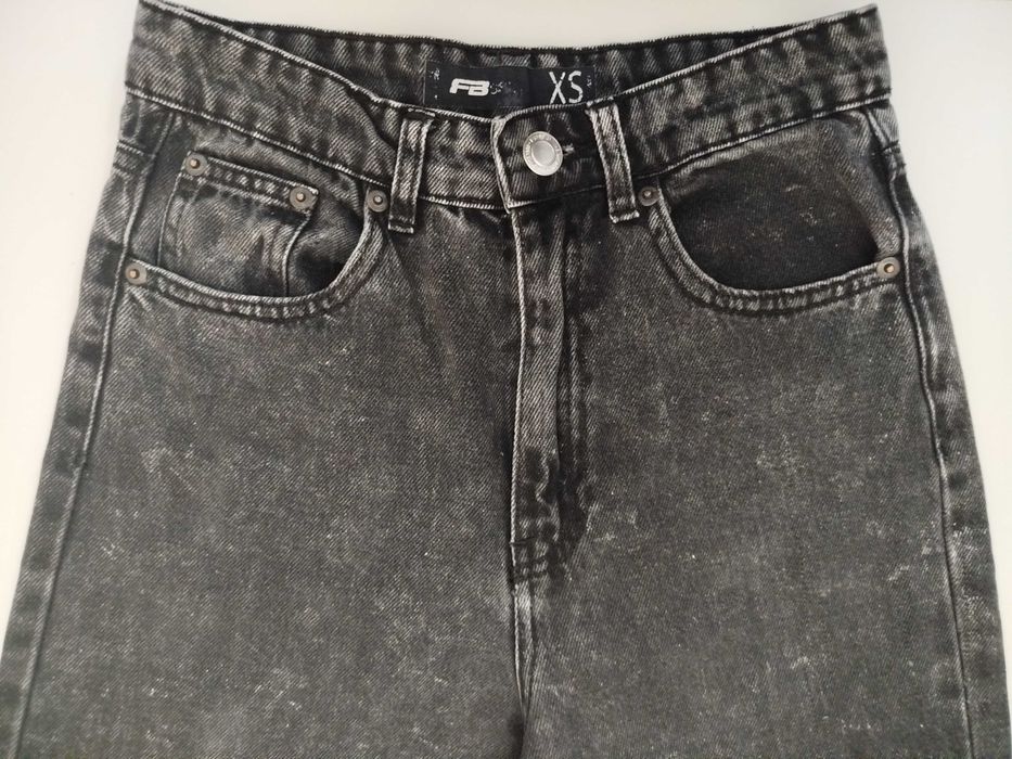 Дънки черни New Yorker - размер XS