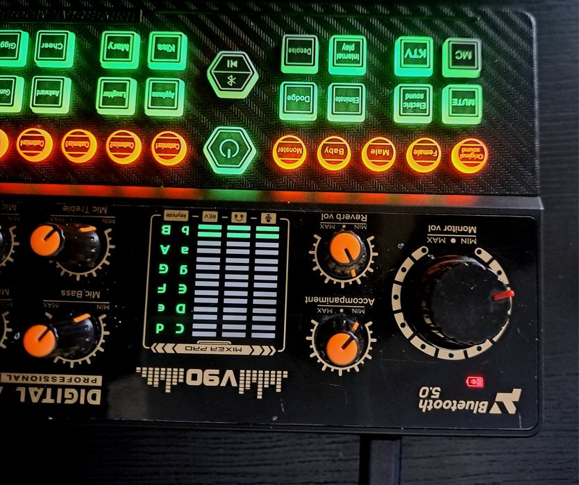 Mixer cu efecte speciale,DIGITAL AUDIO V 90 ,NOU  !
