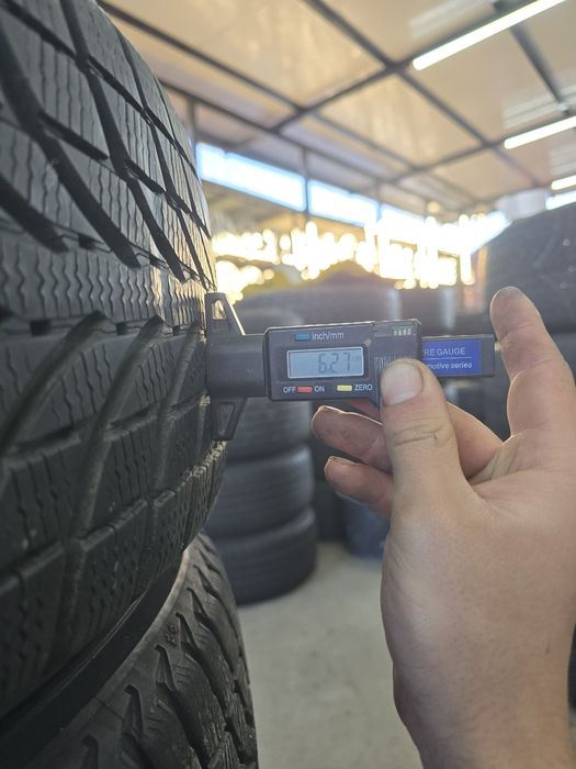 4 Броя 235/60/18 Michelin 2x6,5mm 2x6,2mm