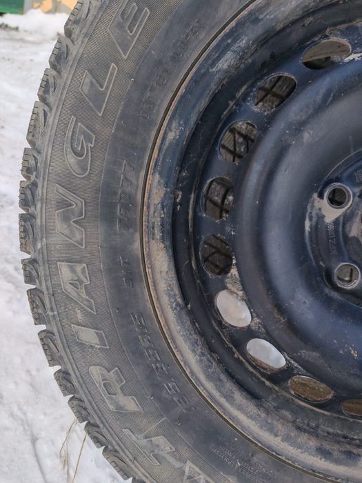 Шины-липучка 15 Triangle