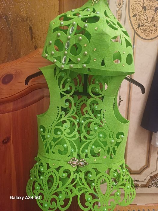 Продам жилетку и саукеле