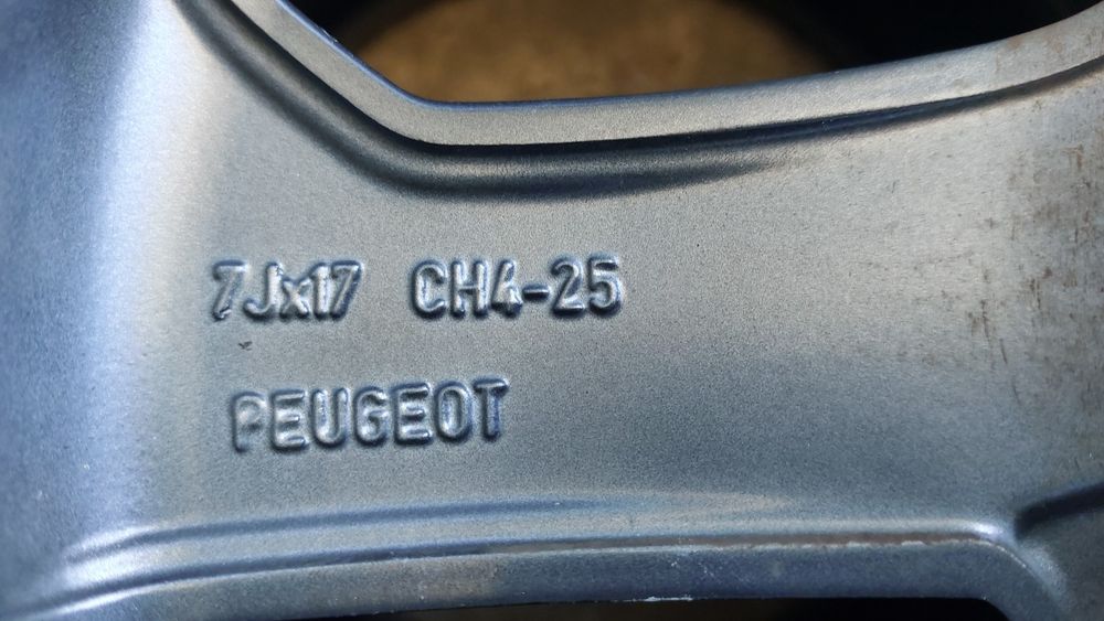 Оригинални джанти 4х100 за Пежо и Ситроен 17 цола 4x100