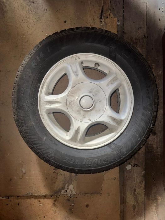 Продам резину с дисками Matador