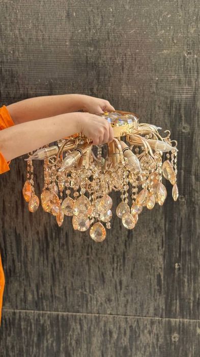 10 люстры разные