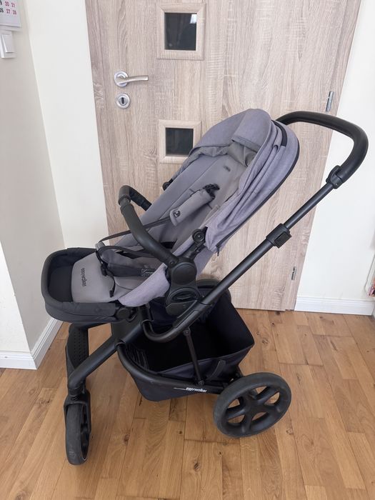 Детска количка Easywalker с много включени аксесоари