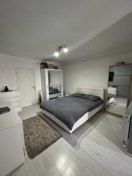 Inchiriez  Garsoniera