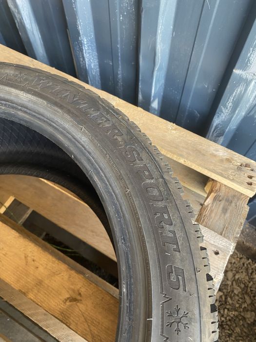 225/45/17 Dunlop Зимни
